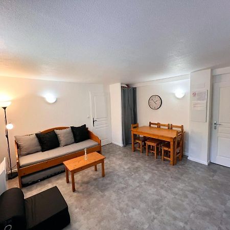 Vars, Appart Spacieux Renove 4 Couchages Dans Chalet 바르스 외부 사진